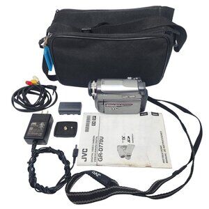 JVC GR-D770U Digital Video Camera With 34x Optical Zoom Accessories & Case